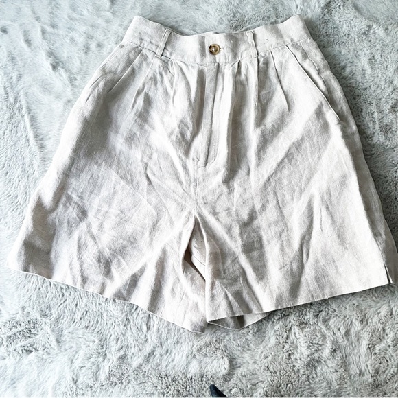 Reformation Pants - REFORMATION Beige Linen High Waisted Shorts Size 2